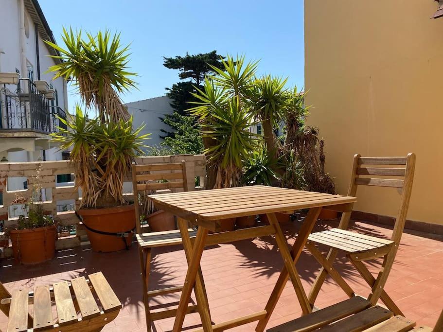 شقة Terraced House Near The Sea ليفورنو المظهر الخارجي الصورة